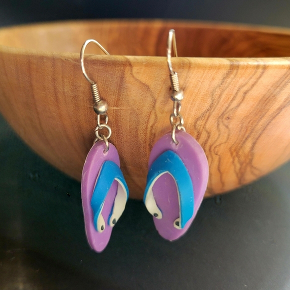 Sandals earrings 🌟 - Picture 2 of 2